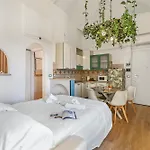 Blue Marin アパート *